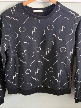 Marine Layer Anytime Black Noodle Sweatshirt with 90s like Geometric Print